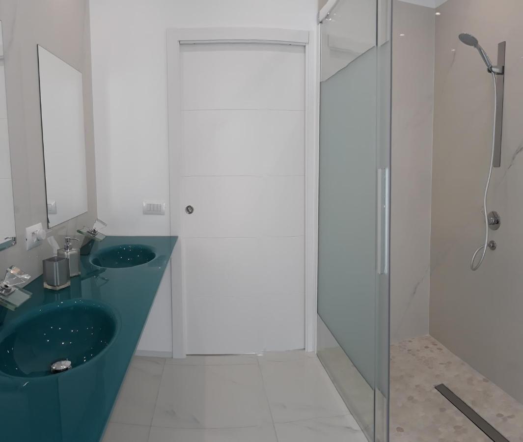 Villa Luxury Paradise Suites 萨各夫雷纳 外观 照片